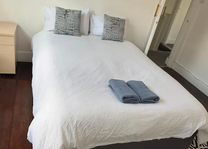 Spacious Room 3